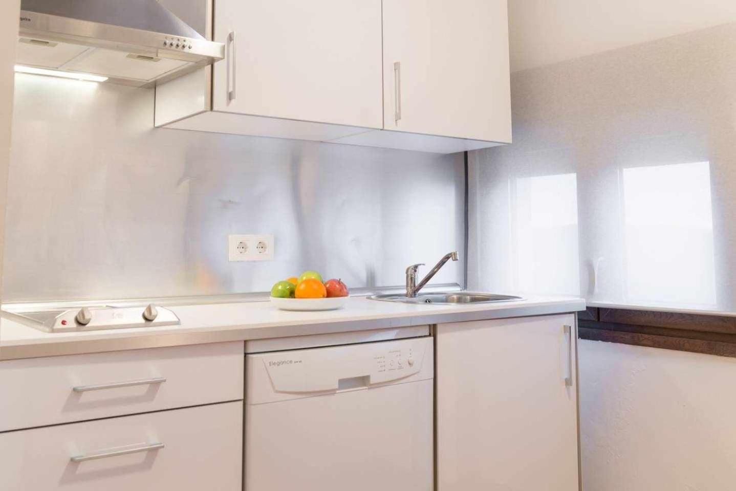 Candelario Apartamentos Bilik gambar