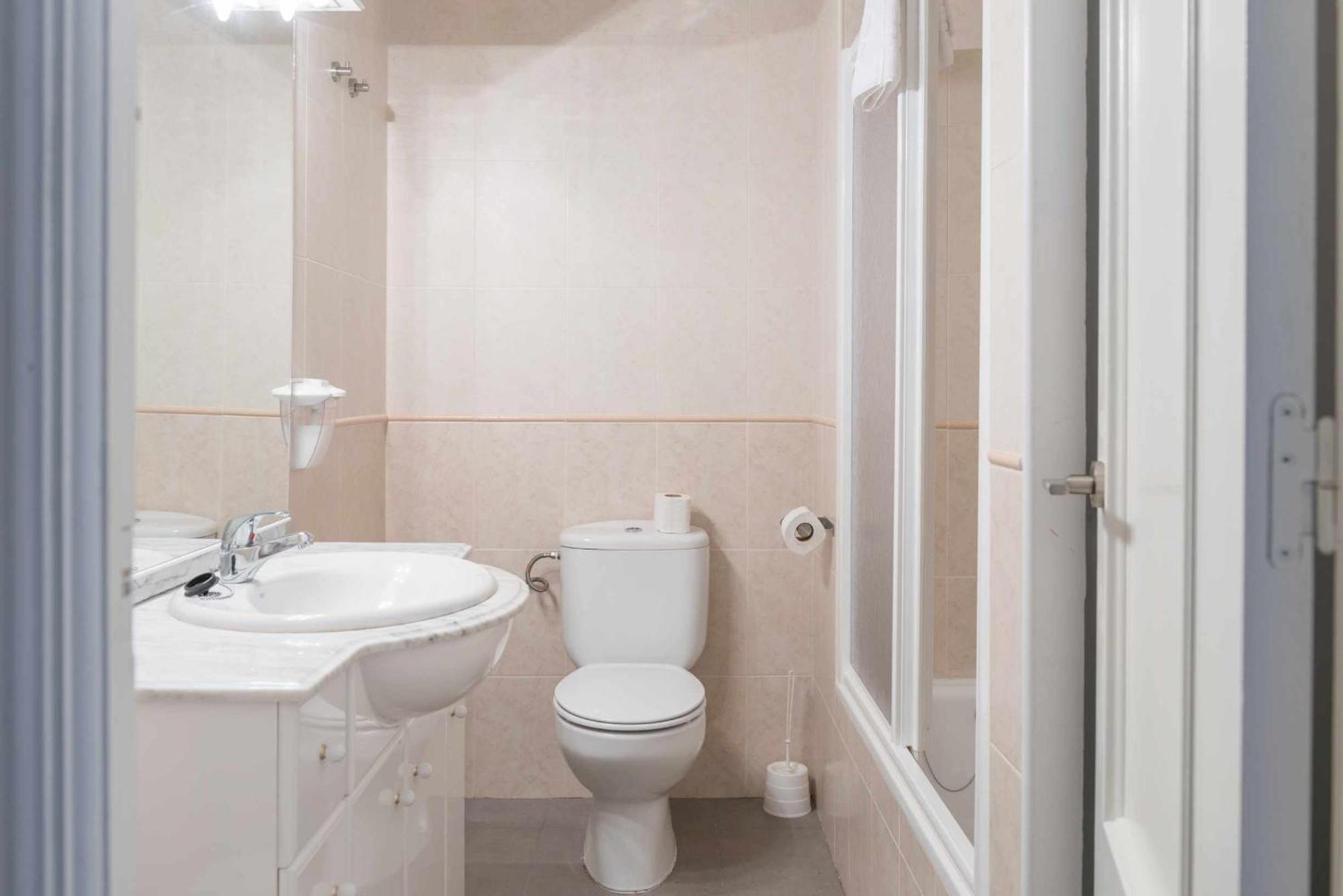 Candelario Apartamentos Bilik gambar
