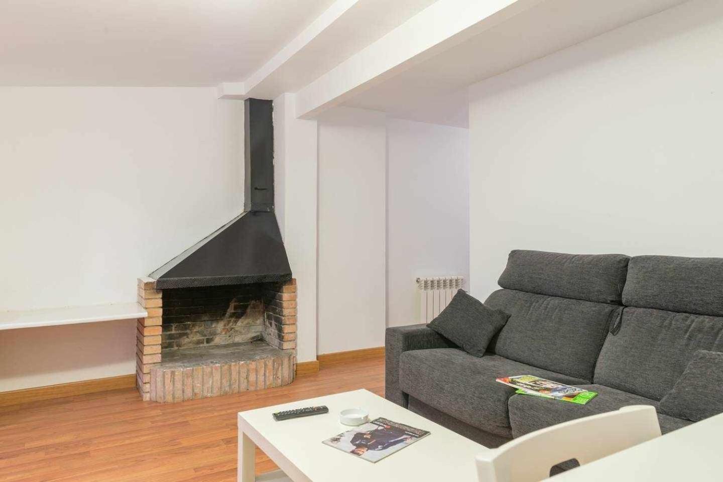 Candelario Apartamentos Bilik gambar