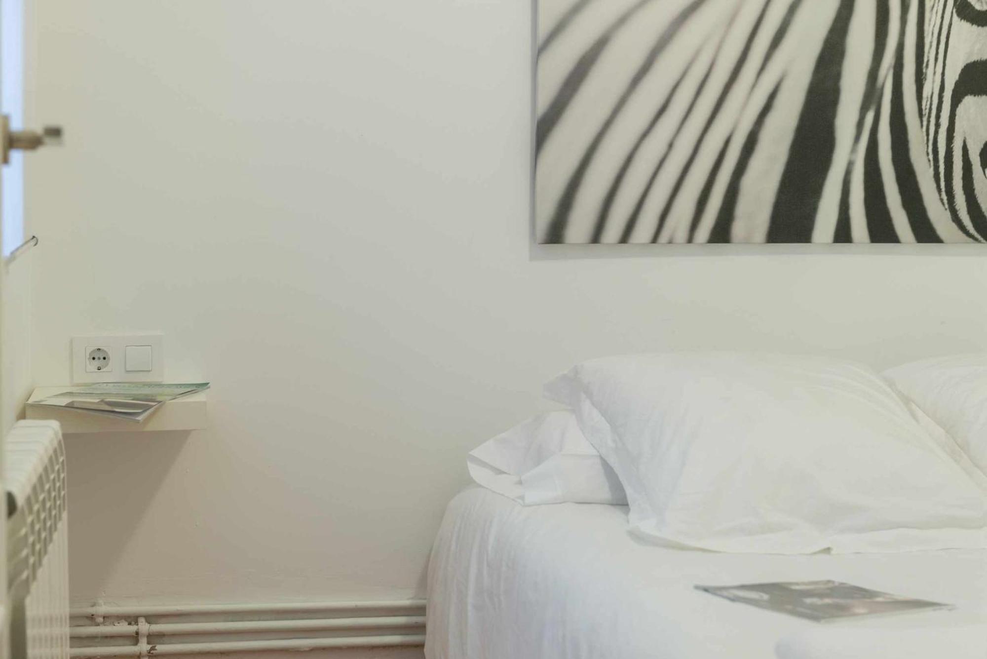 Candelario Apartamentos Bilik gambar